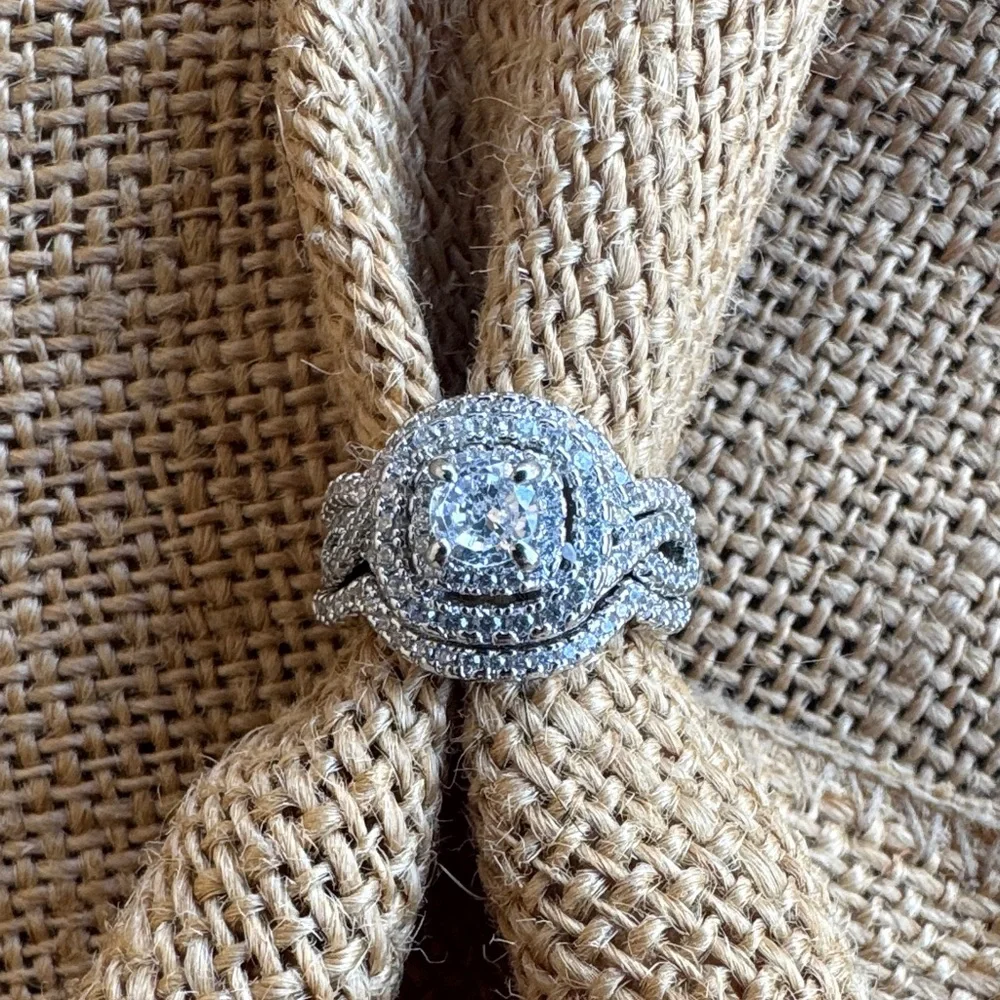 Sparkly CZ Elegant Silver Diamond Ring Wedding  Size 10